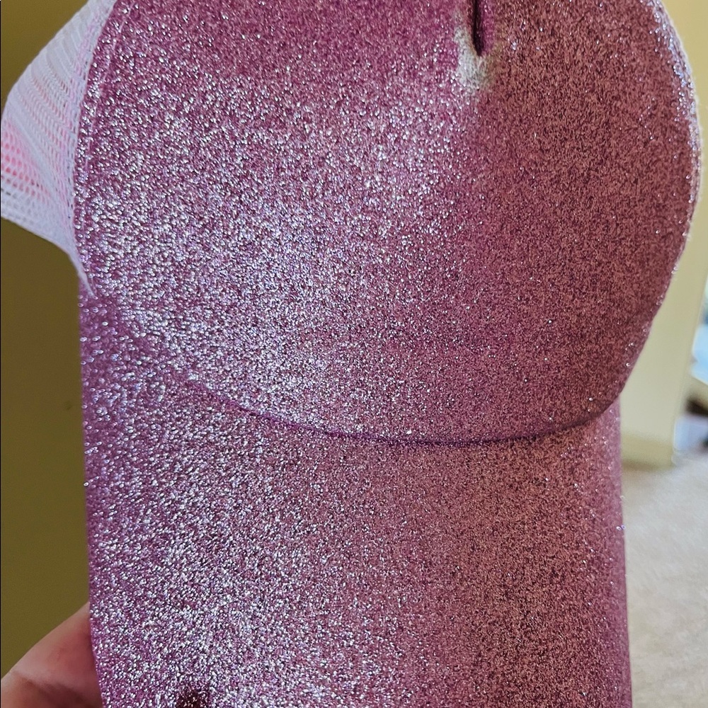 Women’s pink ball cap